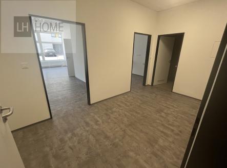 Pronájem obchodní prostory, 80 m²