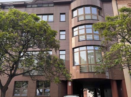 Prodej bytu, atypický, 1 000 m²