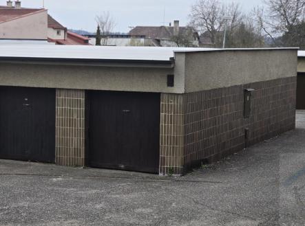 Pohled ze zadu -dům.jpg