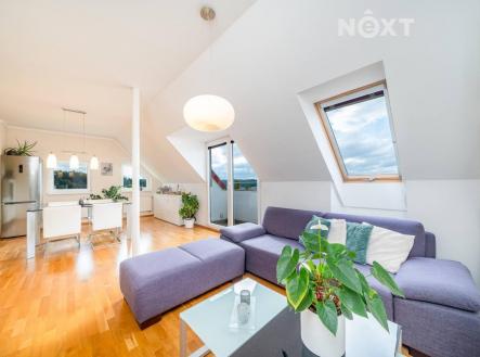 Prodej bytu, 2+kk, 64 m²