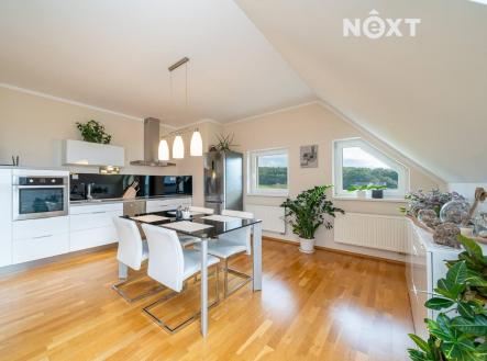 Prodej bytu, 2+kk, 64 m²