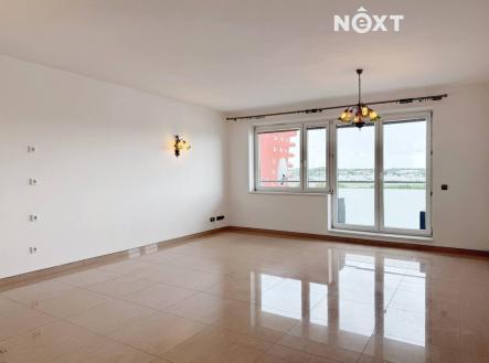 Pronájem bytu, 3+kk, 89 m²