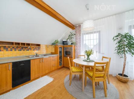 Pronájem bytu, 3+kk, 75 m²