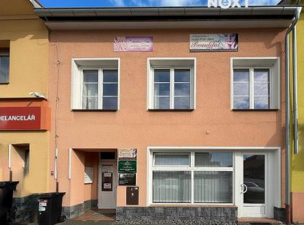 Pronájem komerčního objektu, obchodní centrum, 25 m²