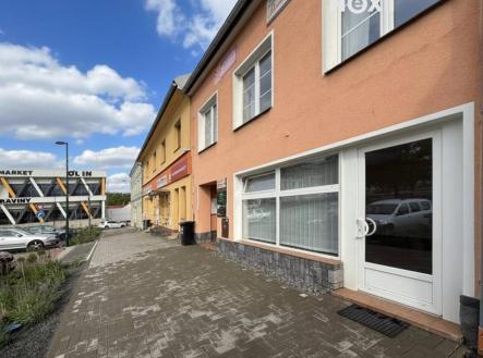 Pronájem komerčního objektu, obchodní centrum, 25 m²