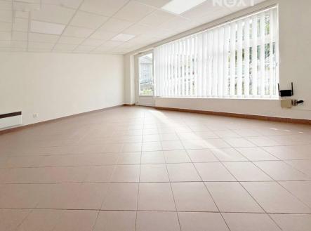 Pronájem komerčního objektu, obchodní centrum, 25 m²