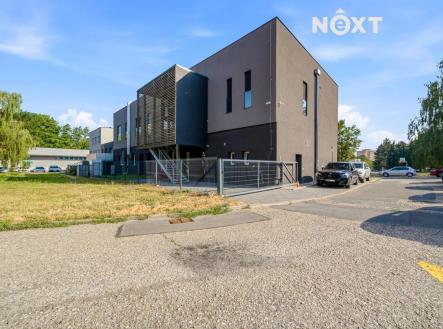 Pronájem komerčního objektu, jiný, 320 m²
