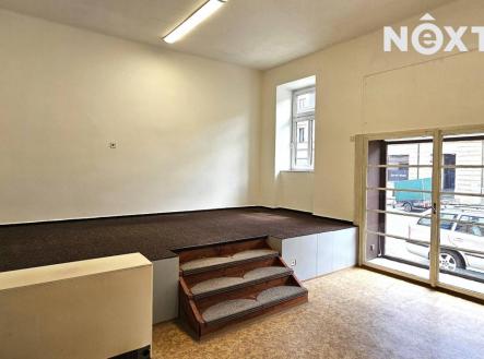 Pronájem komerčního objektu, obchodní centrum, 195 m²