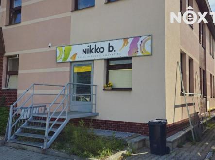 Pronájem komerčního objektu, obchodní centrum, 368 m²