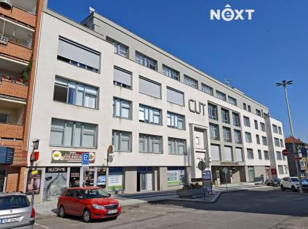 Pronájem komerčního objektu, výroba, 3 299 m²