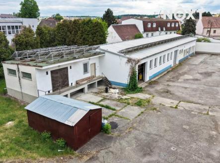 Prodej komerčního objektu, obchodní centrum, 1 500 m²
