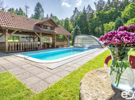 Prodej - hotel, 821 m²