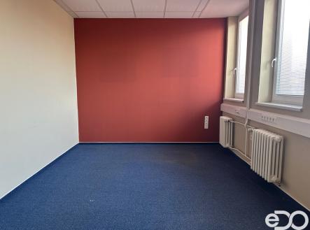 Pronájem kanceláře, 360 m²