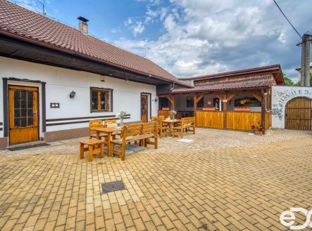 Prodej - restaurace, 178 m²