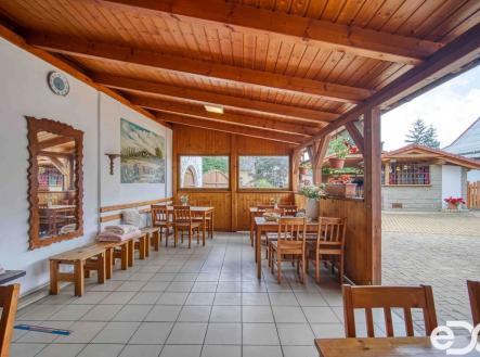 Prodej - restaurace, 178 m²