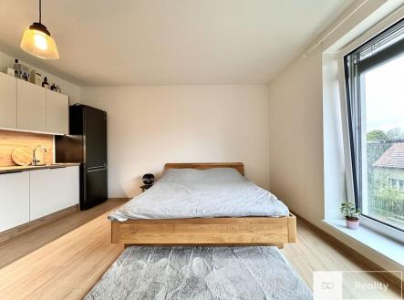 Pronájem bytu, 1+kk, 36 m²