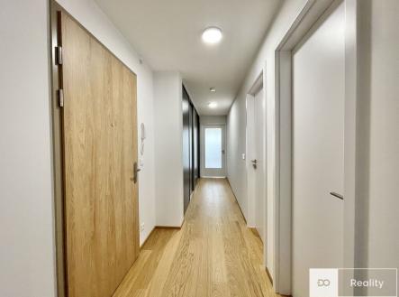 Pronájem bytu, 2+kk, 74 m²