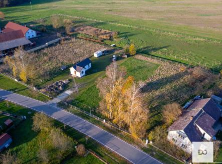 Prodej - pozemek pro bydlení, 1 021 m²