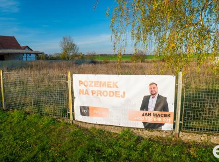 Prodej pozemku pro bydlení, 1 021 m²