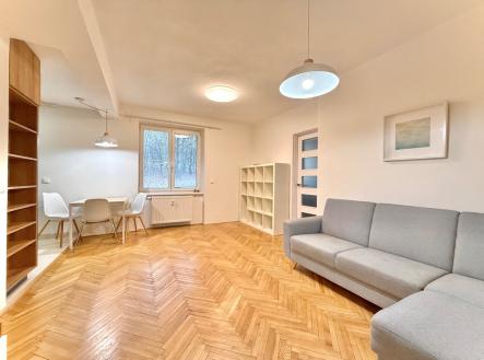 Pronájem bytu, 2+kk, 53 m²