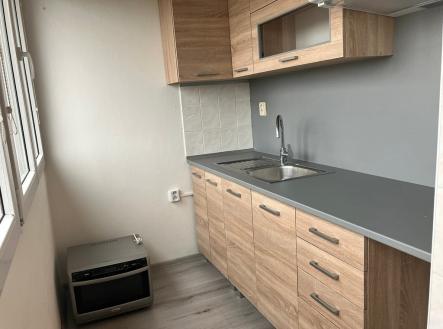 Pronájem bytu, 1+kk, 29 m²