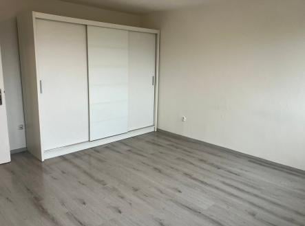 Pronájem bytu, 1+kk, 29 m²