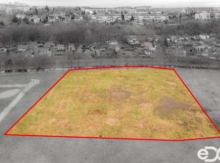 Prodej pozemku pro komerční výstavbu, 5 300 m²