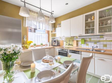 Prodej domu/vily, 380 m²