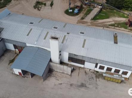 Pronájem skladovací prostor, 600 m²