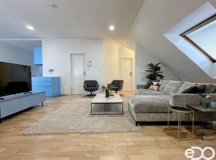 Pronájem bytu, 4+kk, 171 m²