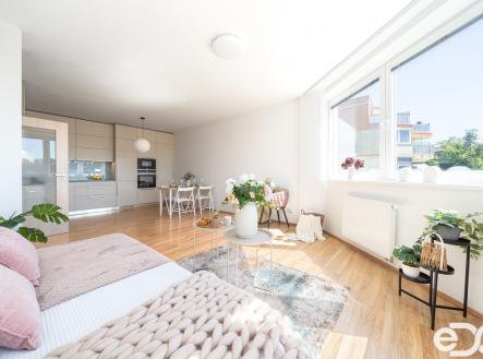 Prodej bytu, 2+kk, 72 m² obrázek