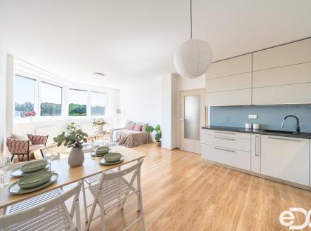 Prodej bytu, 2+kk, 72 m²