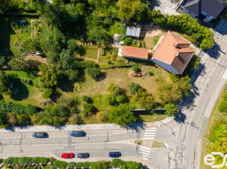 Prodej pozemku pro bydlení, 794 m²