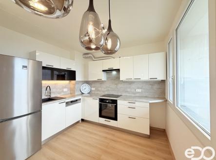 Pronájem bytu, 3+kk, 79 m²