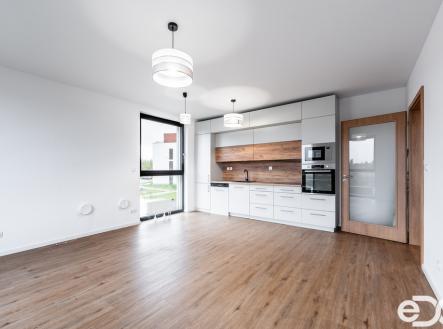 Pronájem bytu, 3+kk, 75 m²