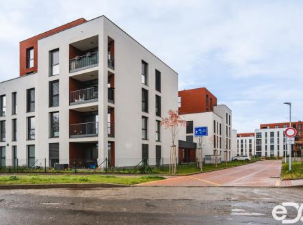 Pronájem bytu, 3+kk, 75 m²