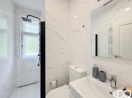 Pronájem bytu, 1+kk, 28 m²