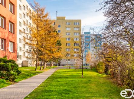 Prodej bytu, 3+kk, 68 m²