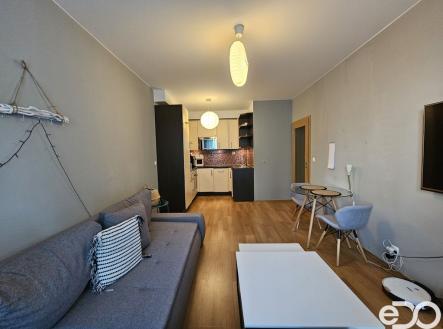 Pronájem bytu, 2+kk, 45 m²