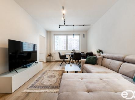 Prodej bytu, 4+1, 74 m²