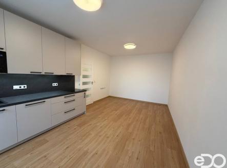 Pronájem bytu, 2+kk, 42 m²
