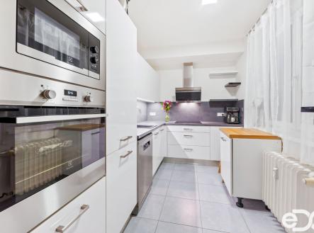 Prodej bytu, 2+kk, 52 m²