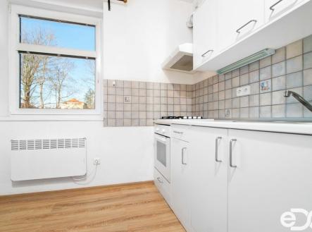 Pronájem bytu, 3+1, 70 m²