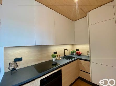 Pronájem bytu, 2+kk, 47 m²