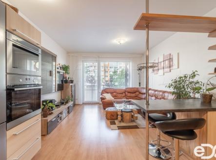 Pronájem bytu, 3+kk, 84 m²