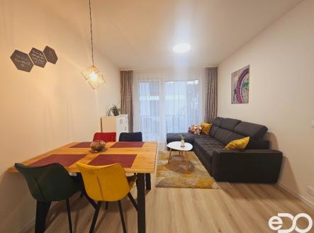Pronájem bytu, 2+kk, 55 m²