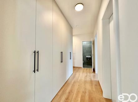 Pronájem bytu, 2+kk, 65 m²