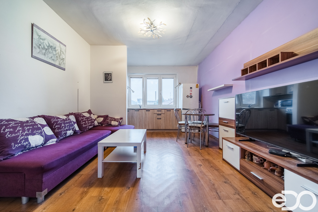 a7303529-hdr.jpg