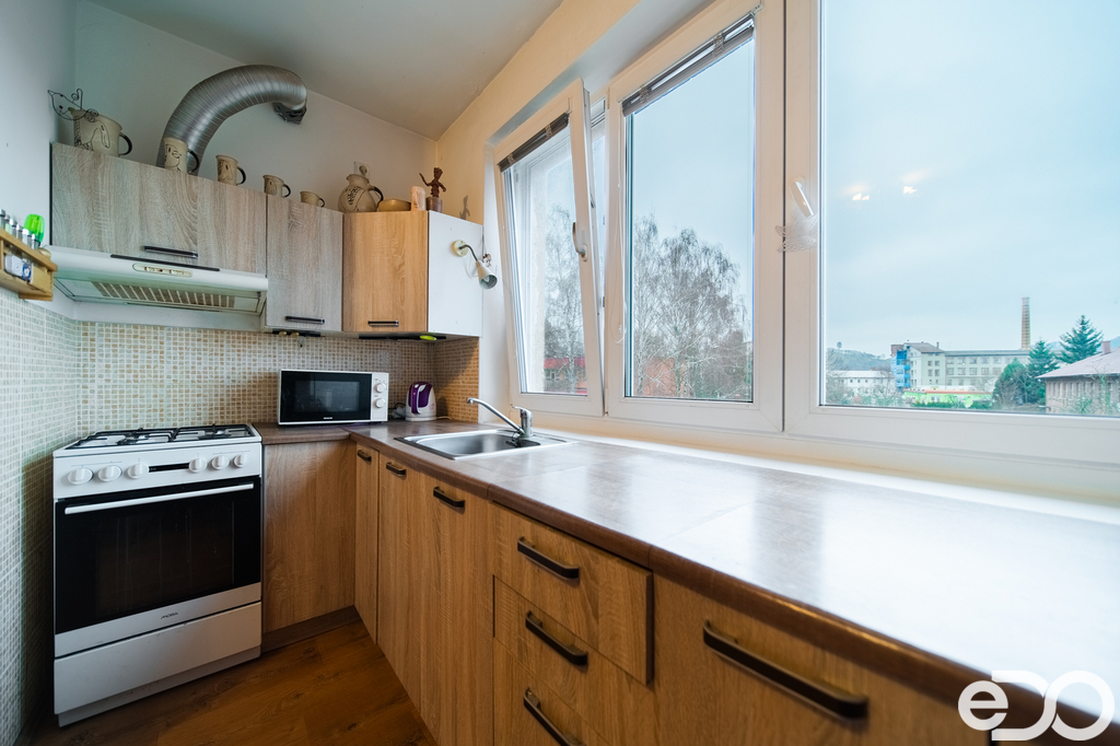 a7303544-hdr.jpg
