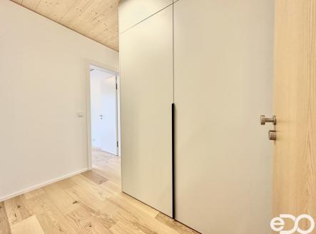 Pronájem bytu, 3+kk, 76 m²